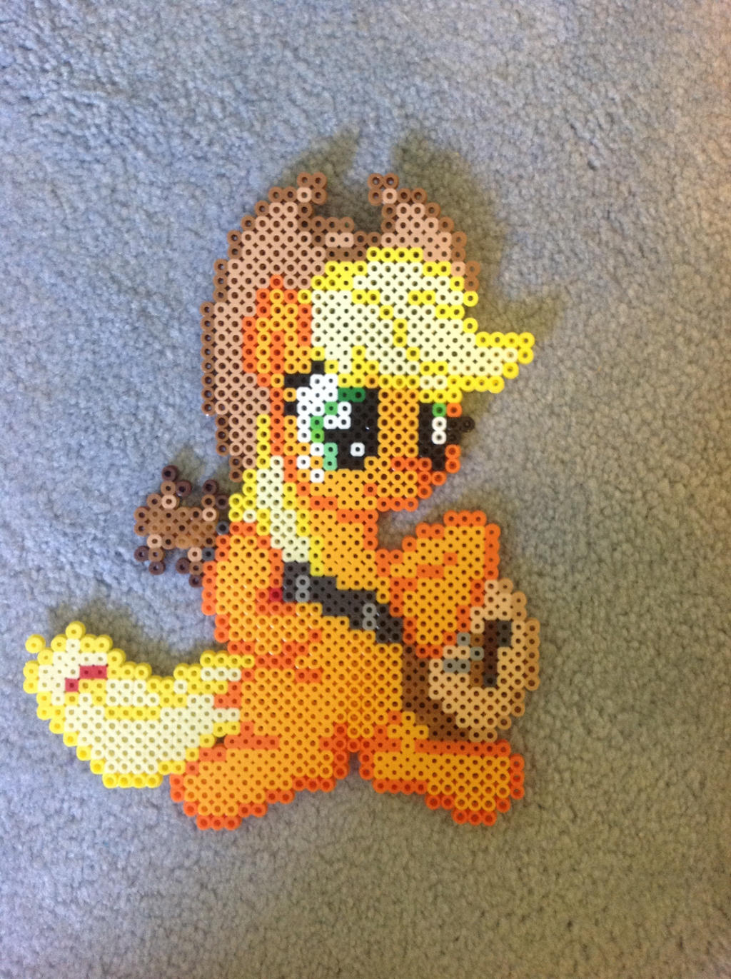 {Perler} Applejack's Banjo