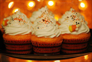 Vanilla Orange Cupcakes w/ Marshmallow Meringue