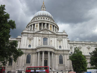 Is St. Paul's Still Standing?