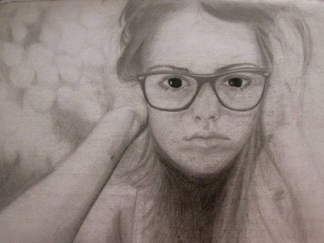 chica con lentes, lapiz by lio014 on DeviantArt chica con lentes, lapiz by lio014 on DeviantArt
