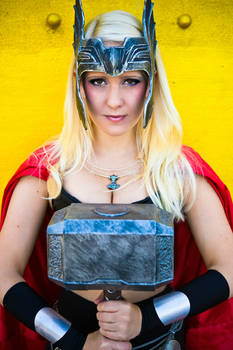 Thor cosplay