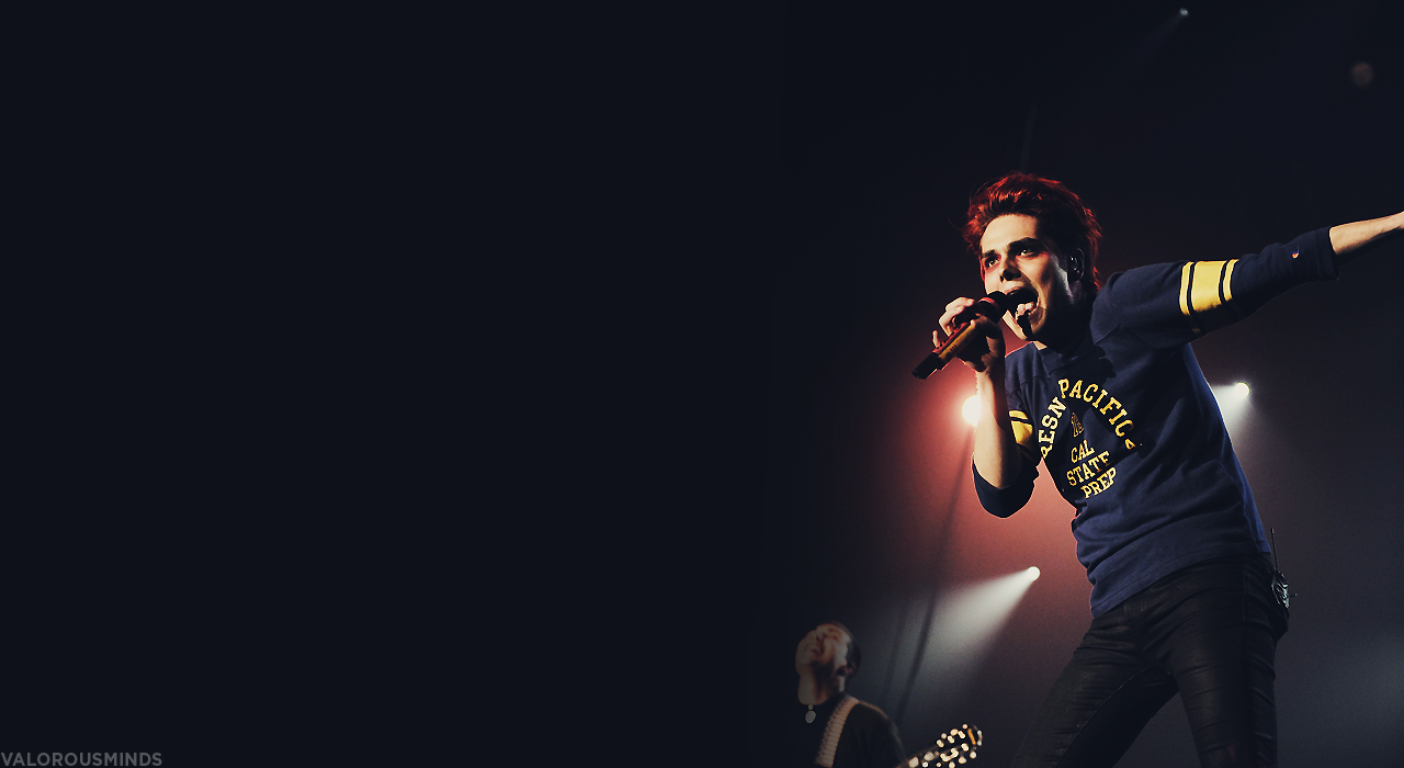 Gerard Way Wallpaper