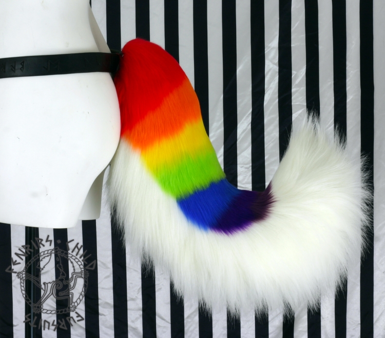 Rainbow husky/malamute tail (side view)