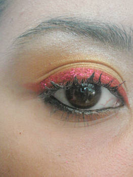 Red and Gold Caporales Make Up