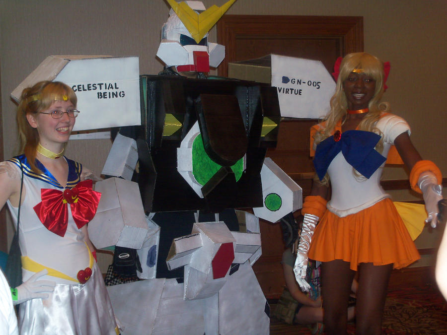 Sailor Moon, Venus and Gundam