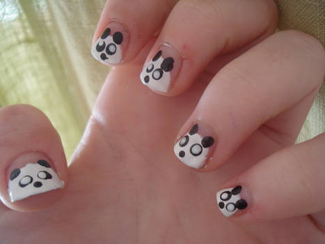 Panda Nails