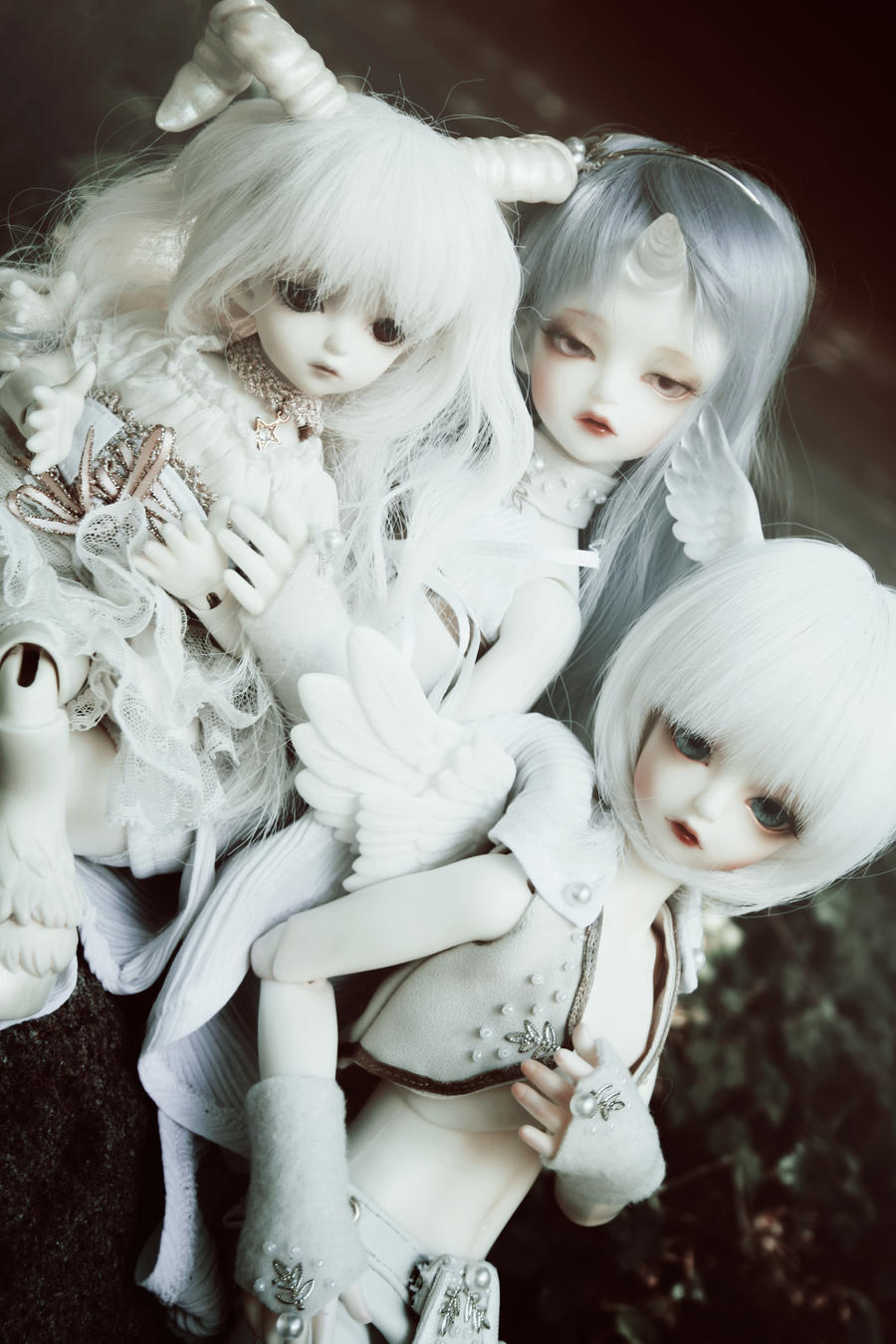 Cold White - Soom Shale and Beyla