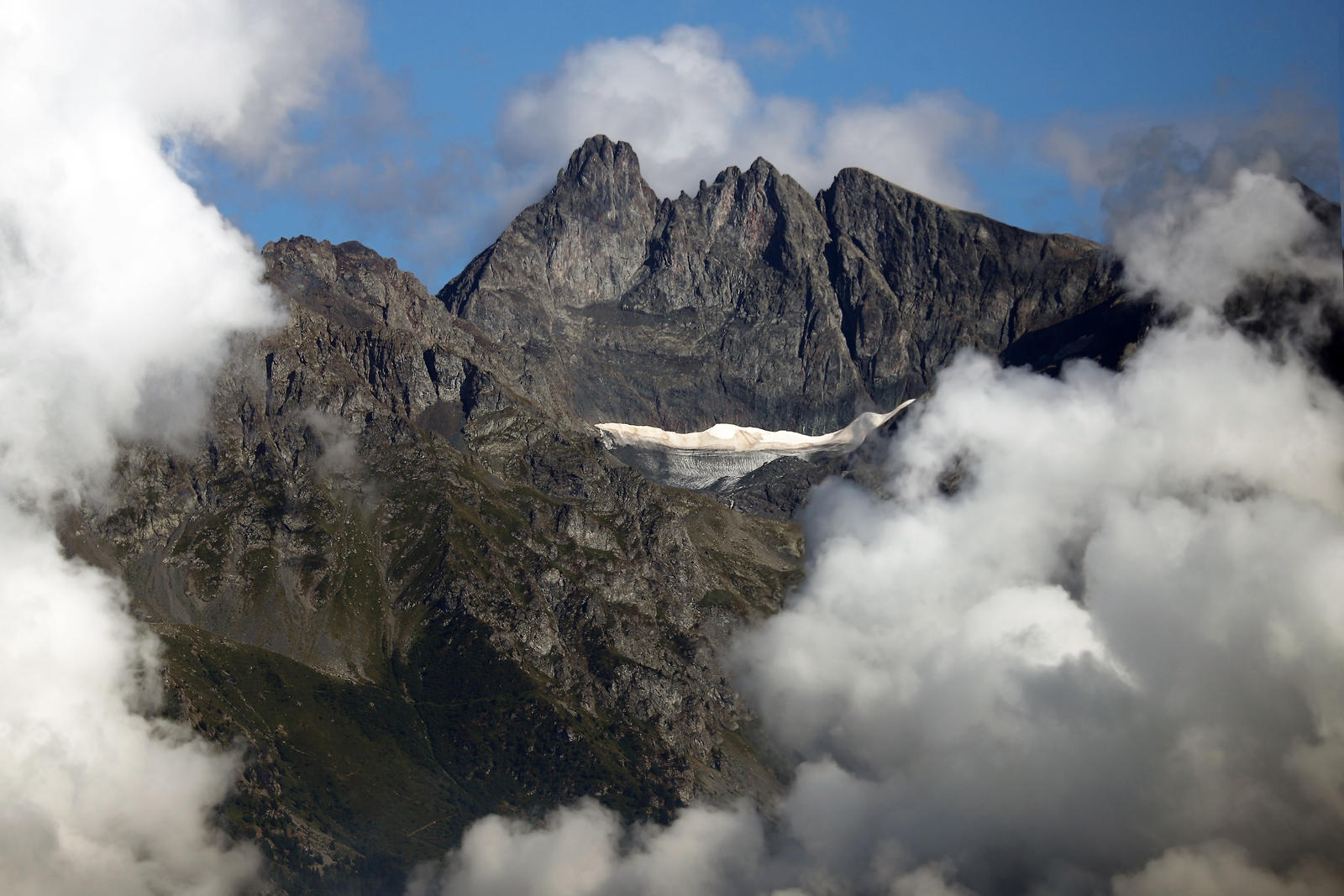 Grand Pic by organicvision on DeviantArt