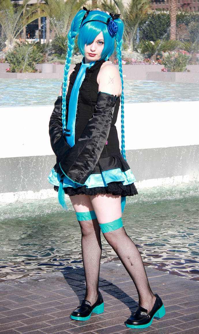 Hatsune Miku In Black By Reitanna Seishin On DeviantArt hatsune-miku-in-black-by-reitanna-seishin-on-deviantart