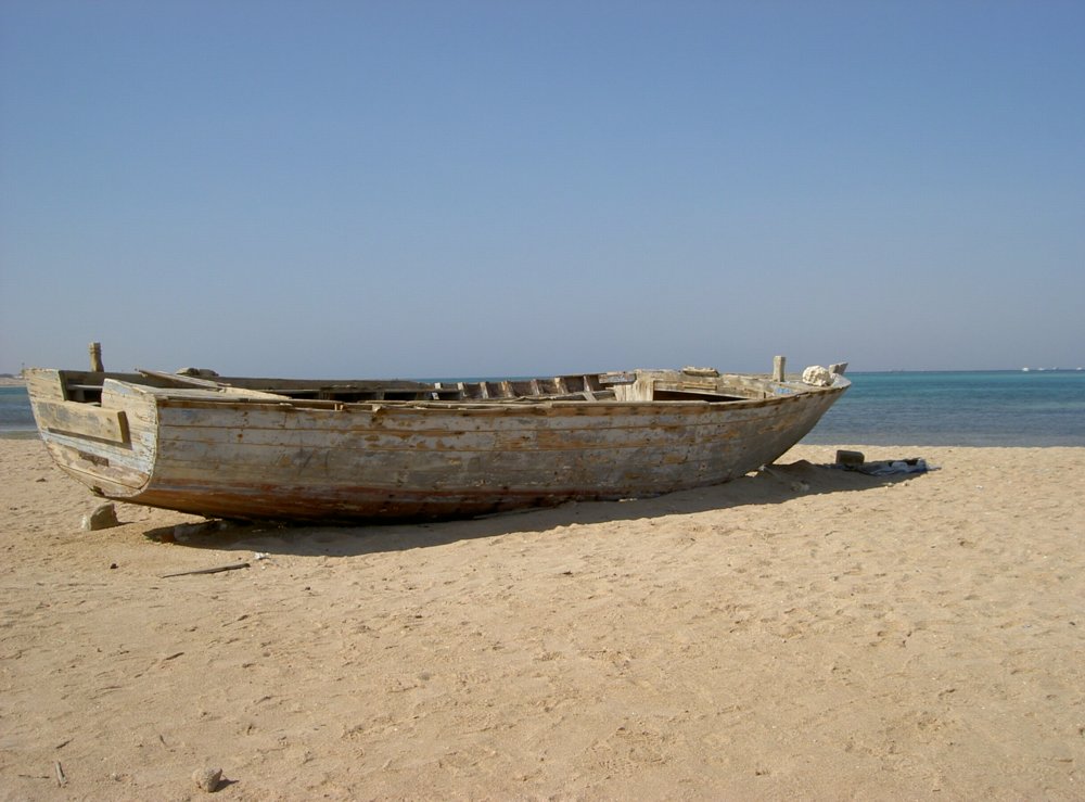 The Old Shipwreck by Hermit-cz