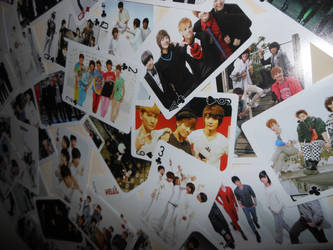 SHINee Play Cards