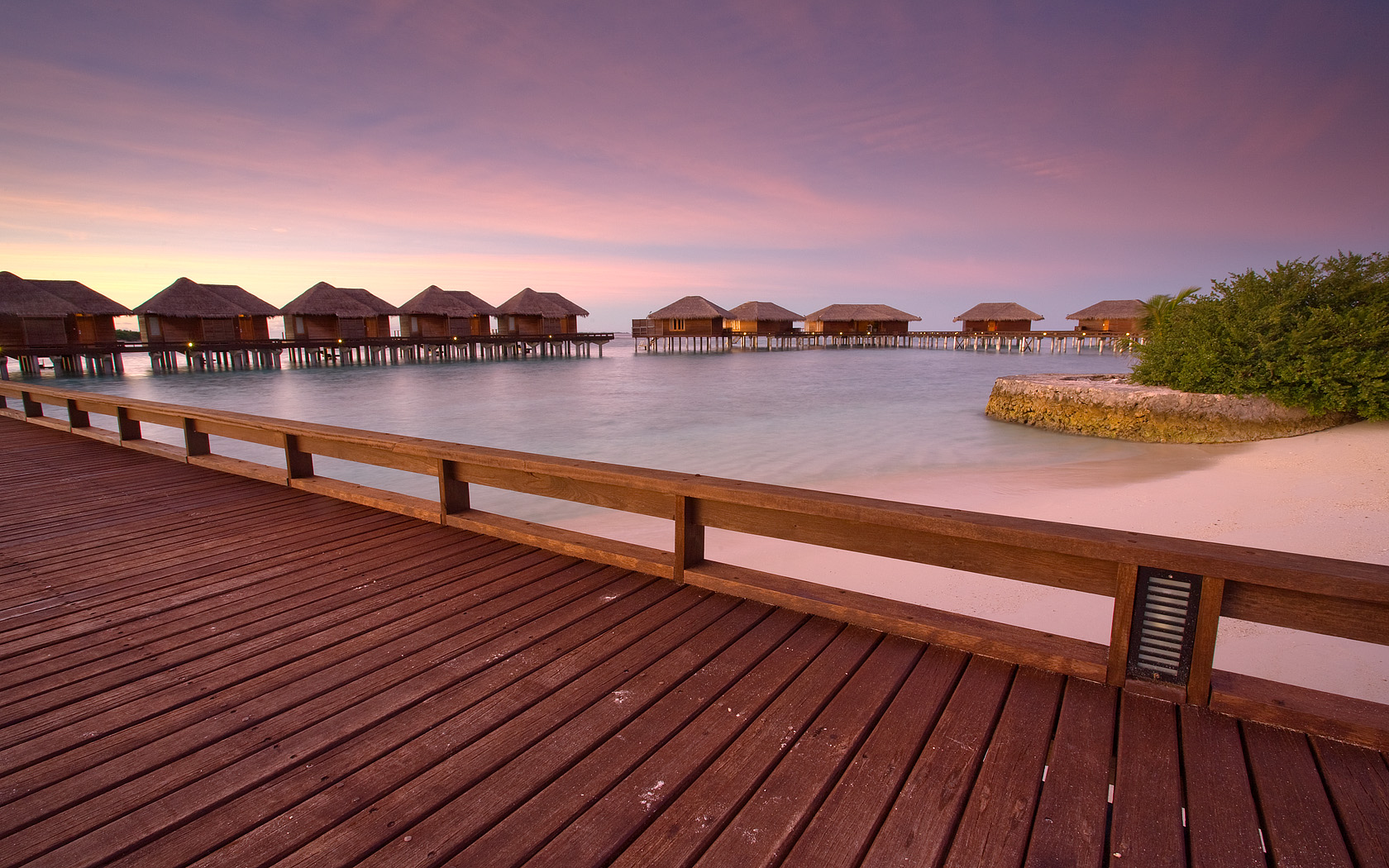 Maldives - Huts by the sea