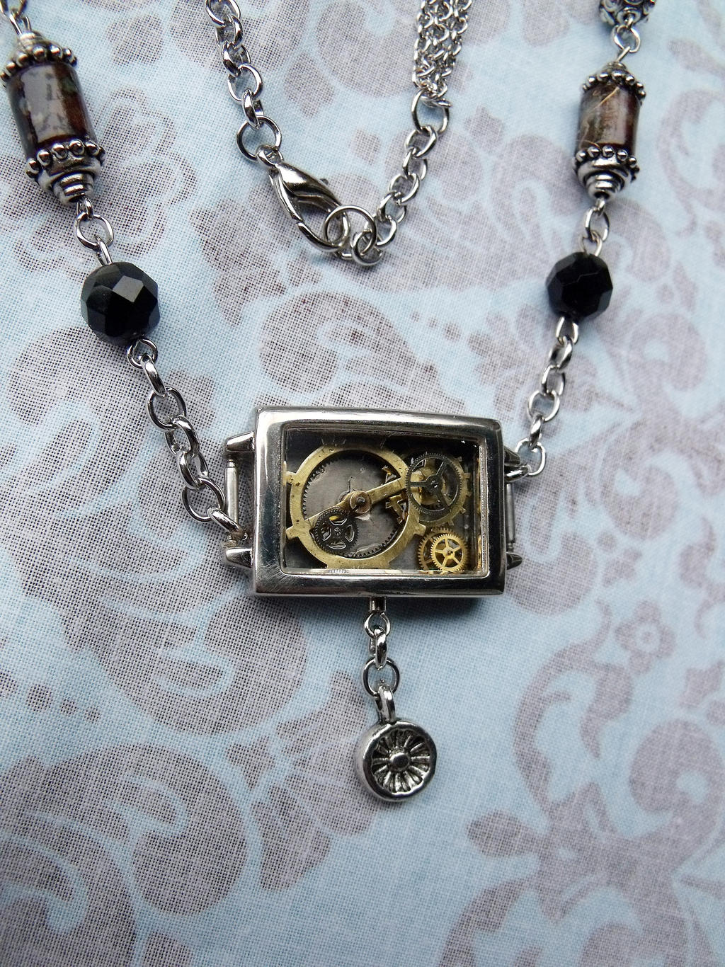 ClockNecklace2A