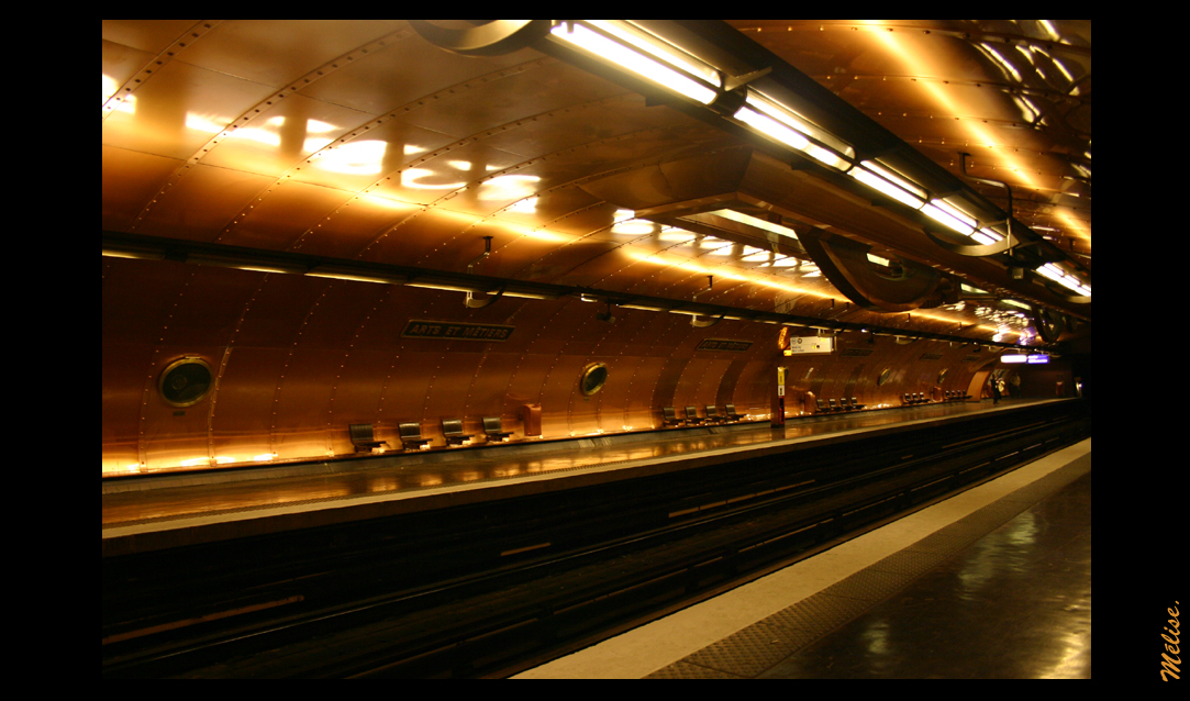 Metro Parisien