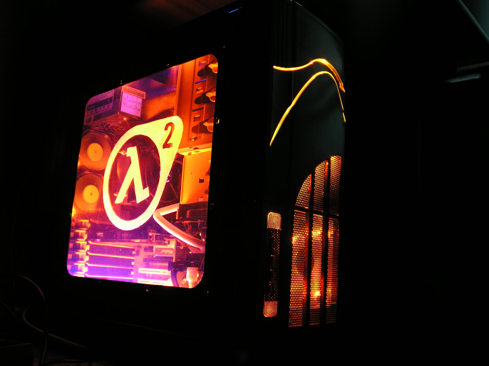 My Half-Life 2 Case Mod 5