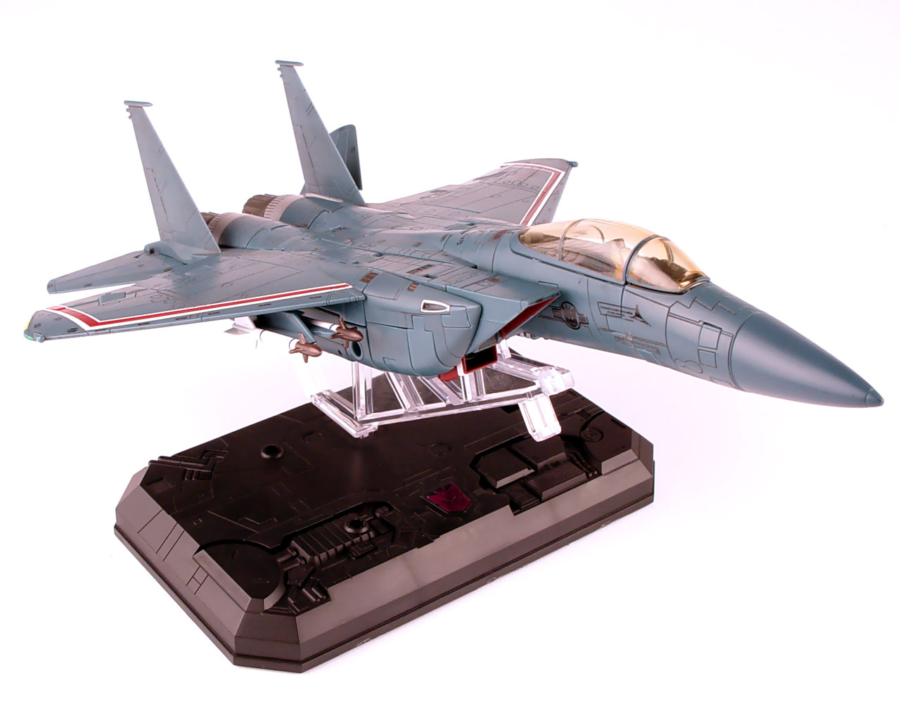 Masterpiece Starscream Jet