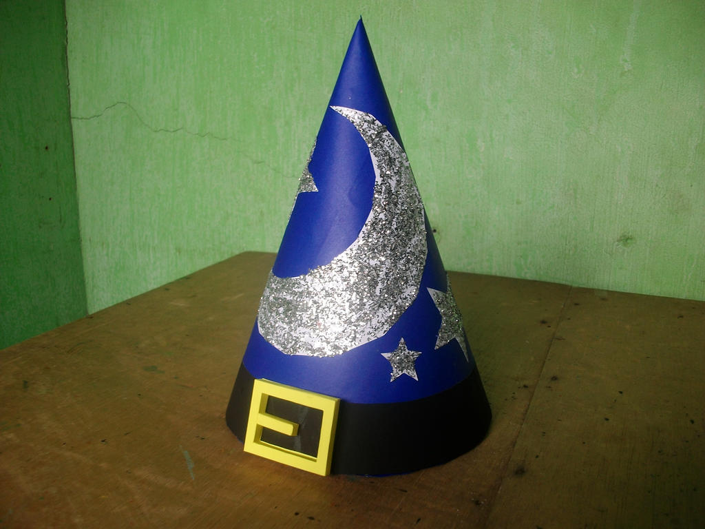 Papercraft Wizard's Cap (Happy Late Halloween!)