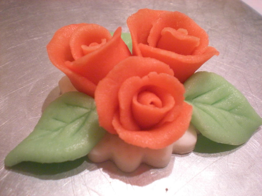 Marzipan Red Roses marzipan roses by wolke89 on DeviantArt