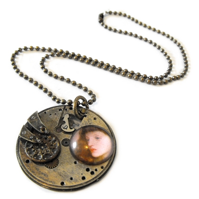 Pensive pendant