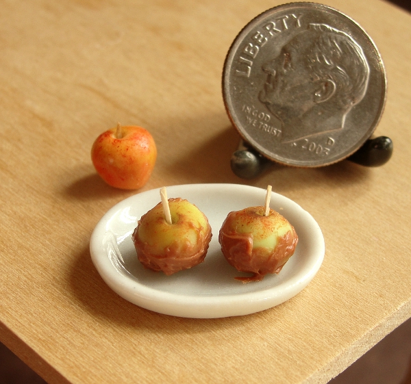 Dollhouse Miniature Caramel Apples