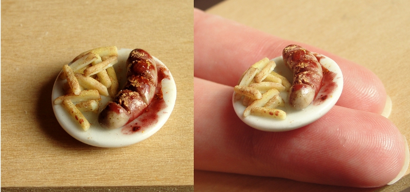 Dollhouse Miniature Currywurst