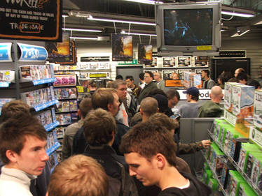 Halo 3 Launch Night 03