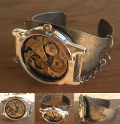 Clock Insides Bracelet