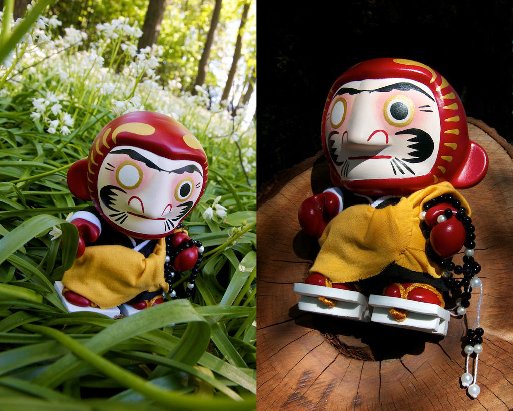 Daruma Munny by invader-gir