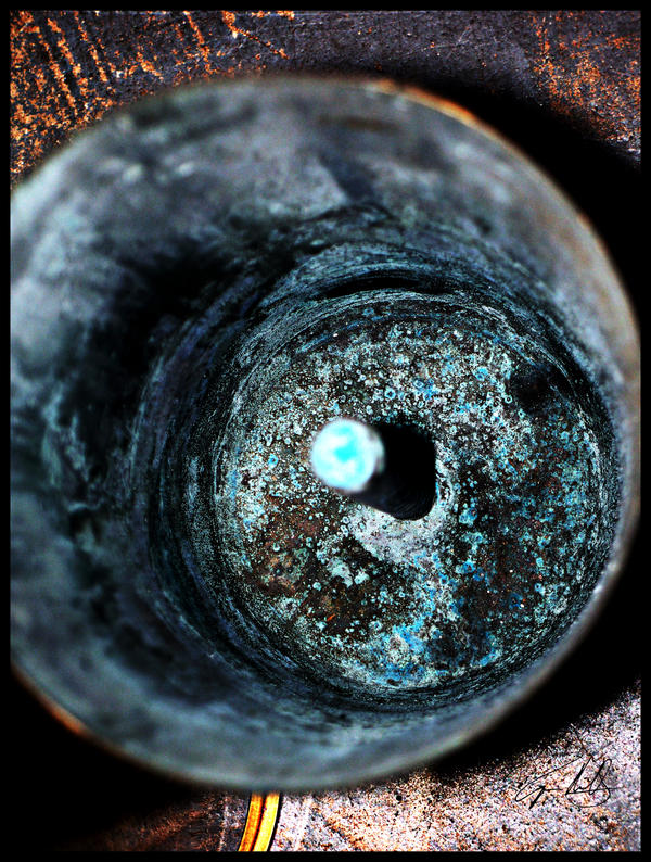 Inside 105mm Gun Shell by lost-remains on DeviantArt