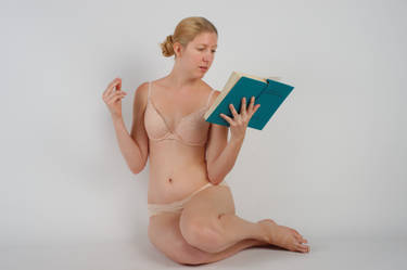 Body Reference - Sitting - Reading