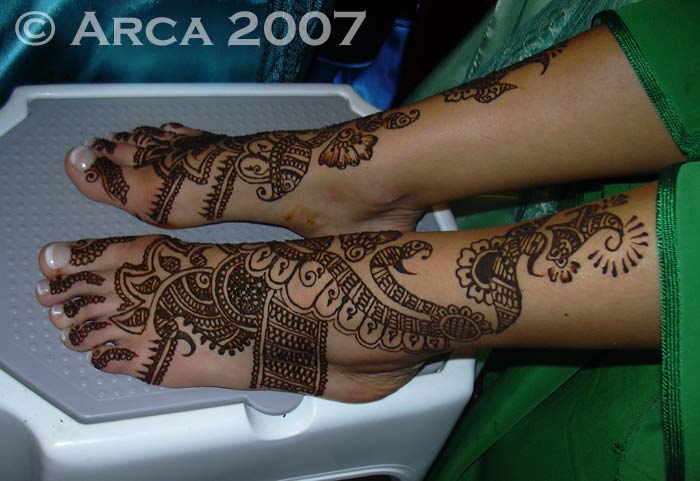 Bridal henna feet II