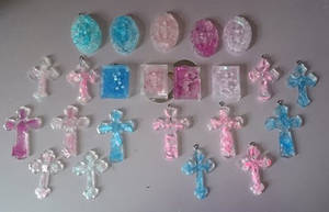 Resin Crosses