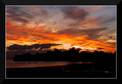 Sunset above Talmont