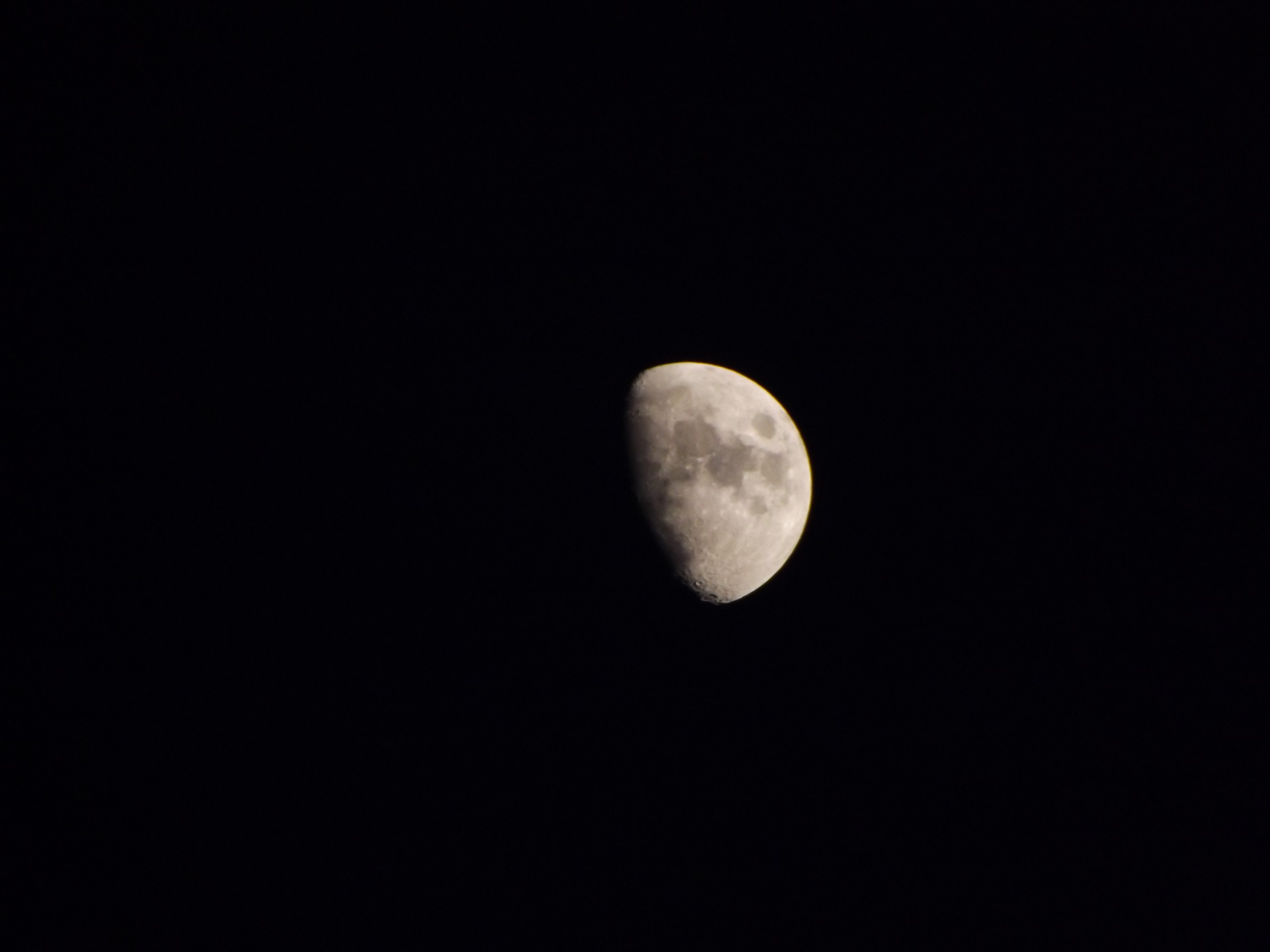 MOON 2015.03.29 20:49