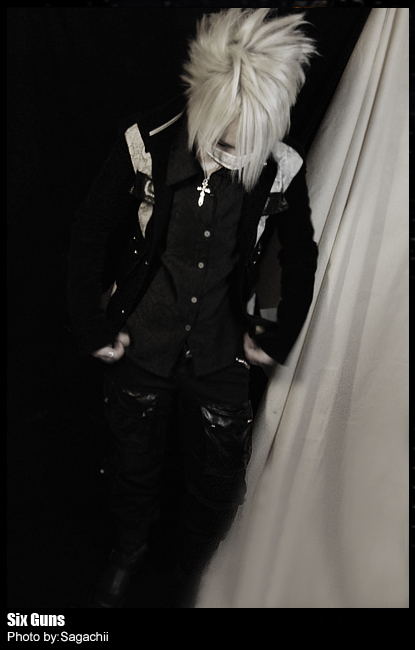 Reita LEECH cosplay 4