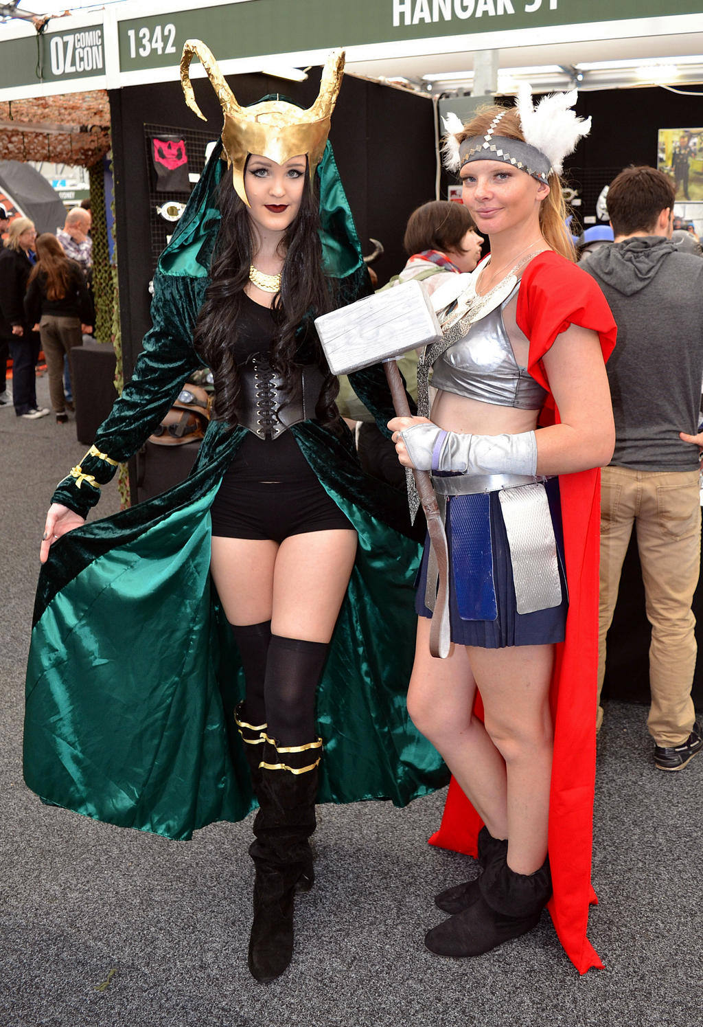 Loki and Thor Cosplay at 2014 Sydney Oz Comic Con