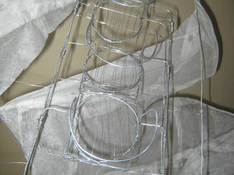 Wire Sculpture: Traffic Light