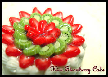 Kiwi Strawberry Cake