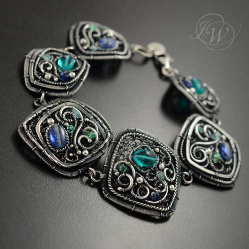 BLUEBELLS - filigree bracelet