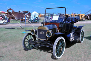 1913 Ford Roadster