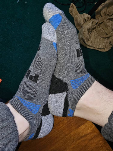 Who likes ankle socks?