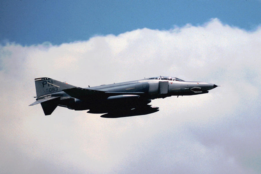 Overhead pattern by F16CrewChief on DeviantArt