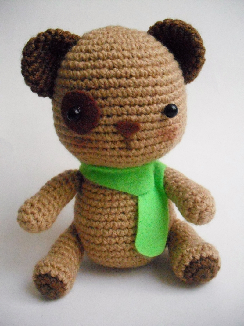 Green Scarf Bear