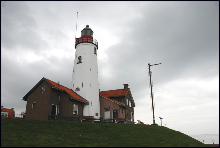 At last a lighthouse again