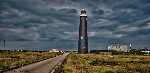 Lighthouse at Dungeness by forgottenson1