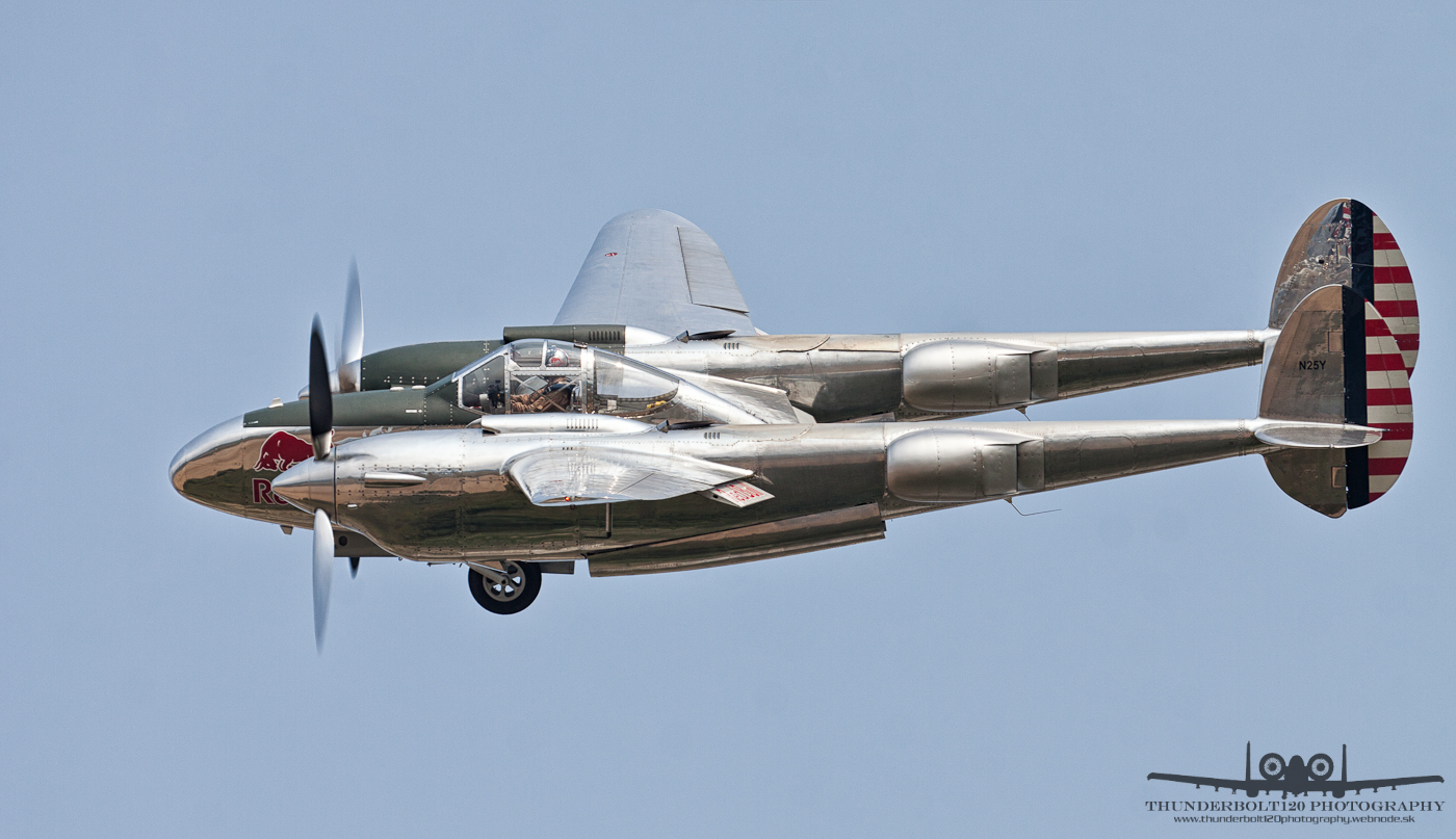 Lockheed P-38L Lightning N25Y