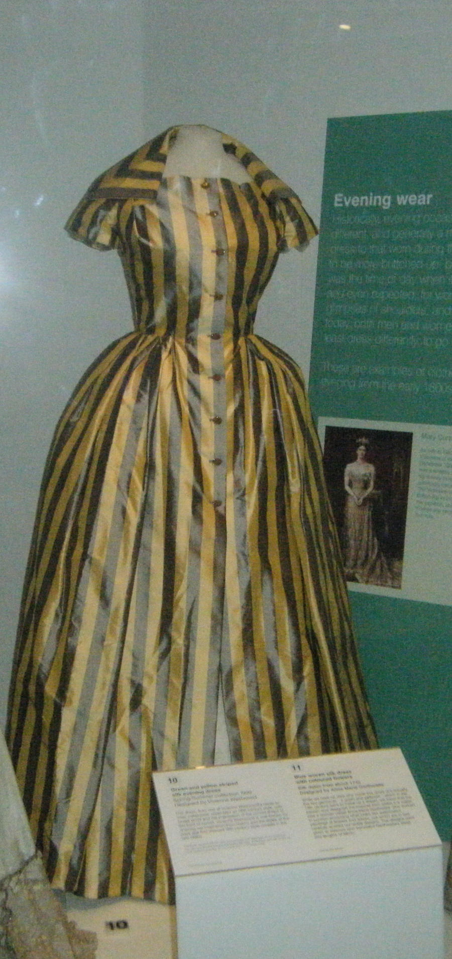 Bath Fashion Museum-Stripes