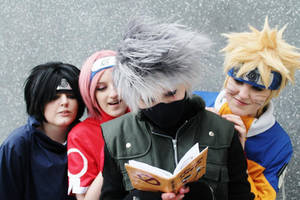 What's Kakashi reading..?