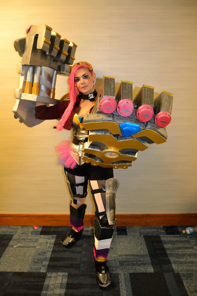 Embed Whisper collar Vi Cosplay League of Legends Supercon 2013 by GreenBetty on DeviantArt