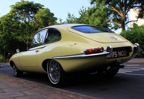 Classic Jaguar (E-Type)